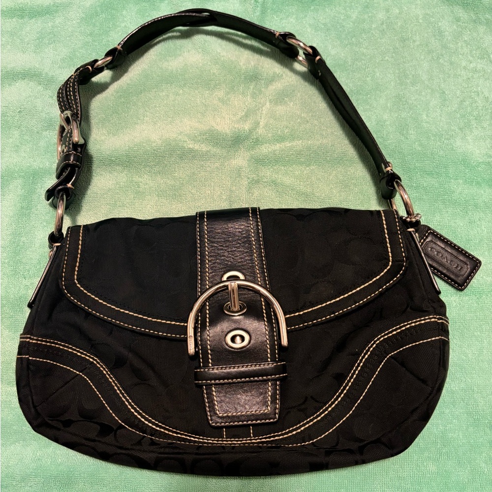 SM/MD COACH shoulder bag